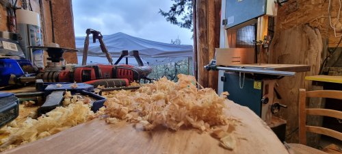 Mastro Jack - Lavorazione del legno di olivo